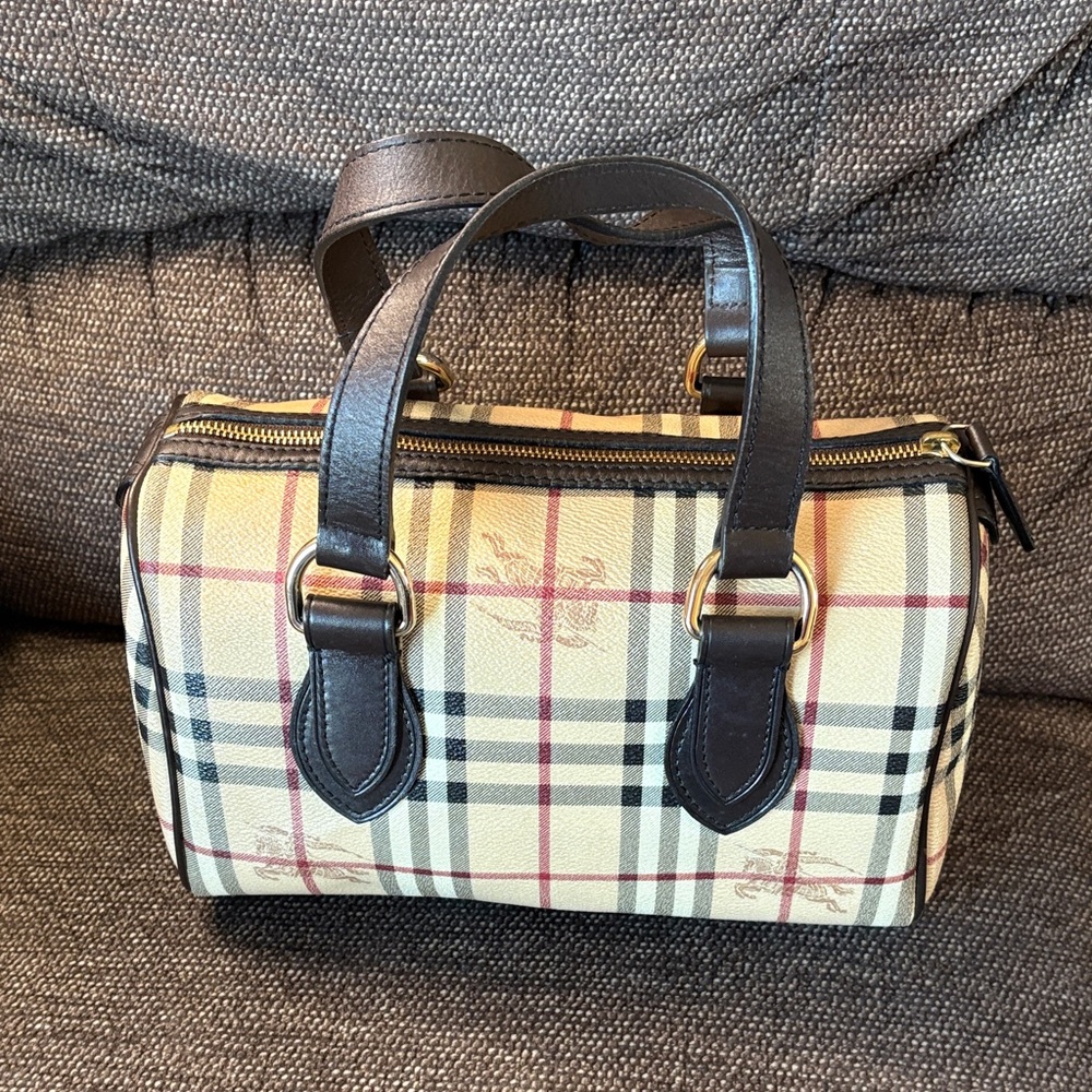 Authentic Burberry Haymarket Check Coated Canvas Northfield Bag/Boston Bag - Picture 4 of 13